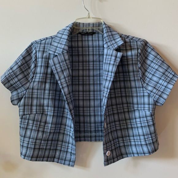 3/$20 Shein Cropped Button Up Shirt Womens Blue Plaid Short Sleeve Collared M - Picture 4 of 8